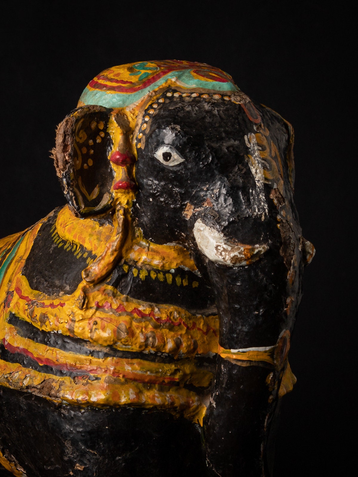 アンティーク インド像乗り物(大人も子供も乗れます) アンティーク インド像乗り物(大人も子供も乗れます)