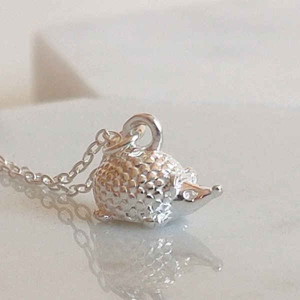 925 Sterling Silver Hedgehog Necklace / Animal Lover Charm Pendant Jewellery / Personalised Gift for Her / Message in Box / Everyday Dainty