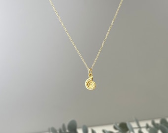 Gold Vermeil Ammonite Shell Necklace / 925 Sterling Silver