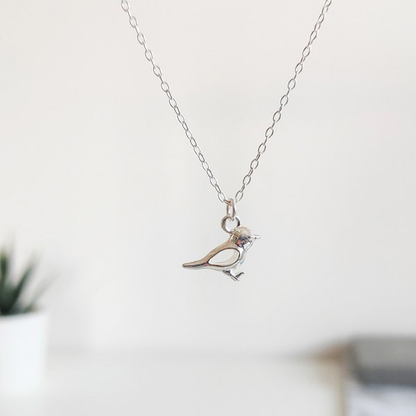 925 Sterling silver sparrow bird necklace / Personalised gift for her / Dainty everyday pendant charm / Bird lover gift / Gift Box Message