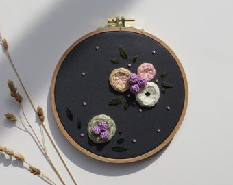 Handmade hoop embroidery | Handmade gift | Embroidery wall art | Hoop Embroidery
