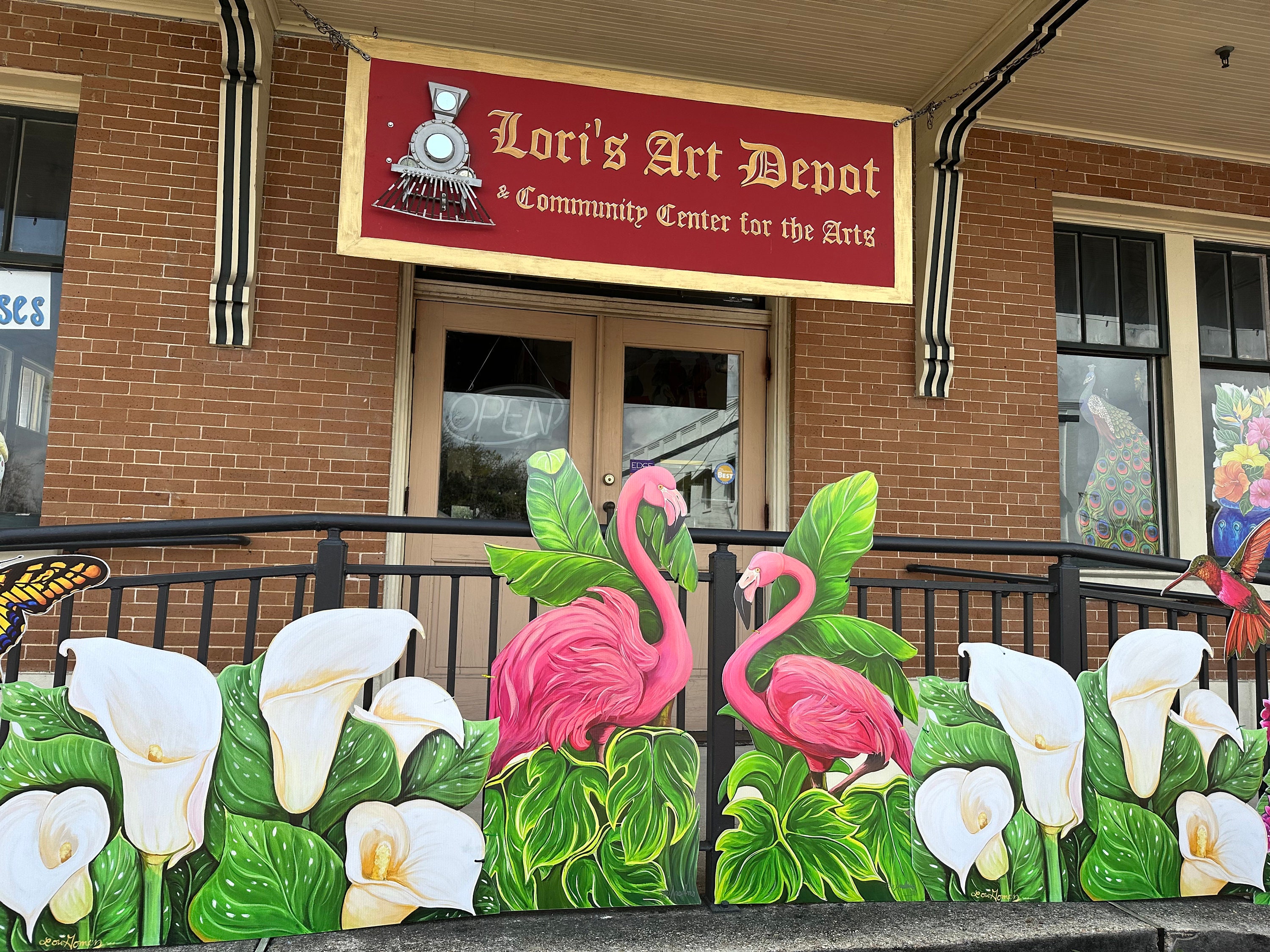 [Letter3 5] Flamingo Diner Stuart - 51jq35a