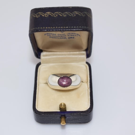 Vintage Sterling Silver Star Ruby Ring Domed Sign… - image 1
