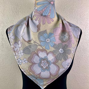 Free Shipping Trussardi Neckherchief  vintage  Sz3b