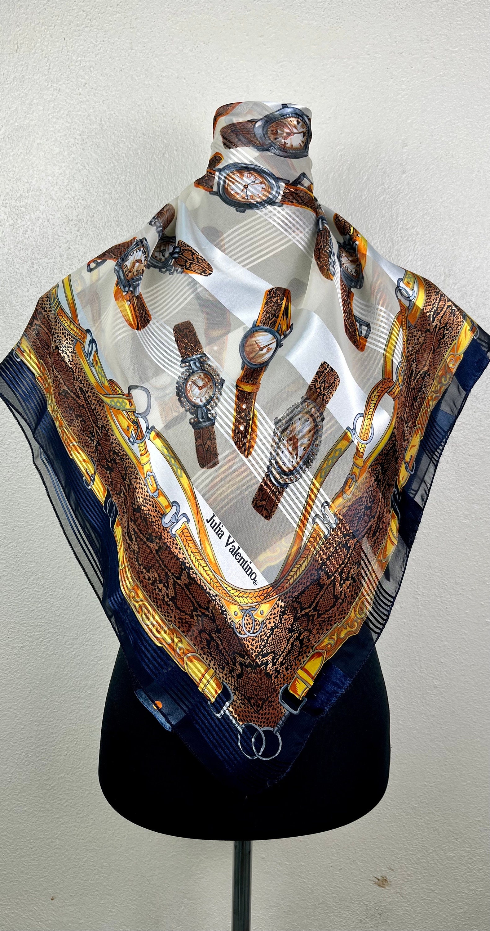 VALENTINO正規品/送料/関税込み Silk scarf Valentino Valentino Garavani printed silk scarf