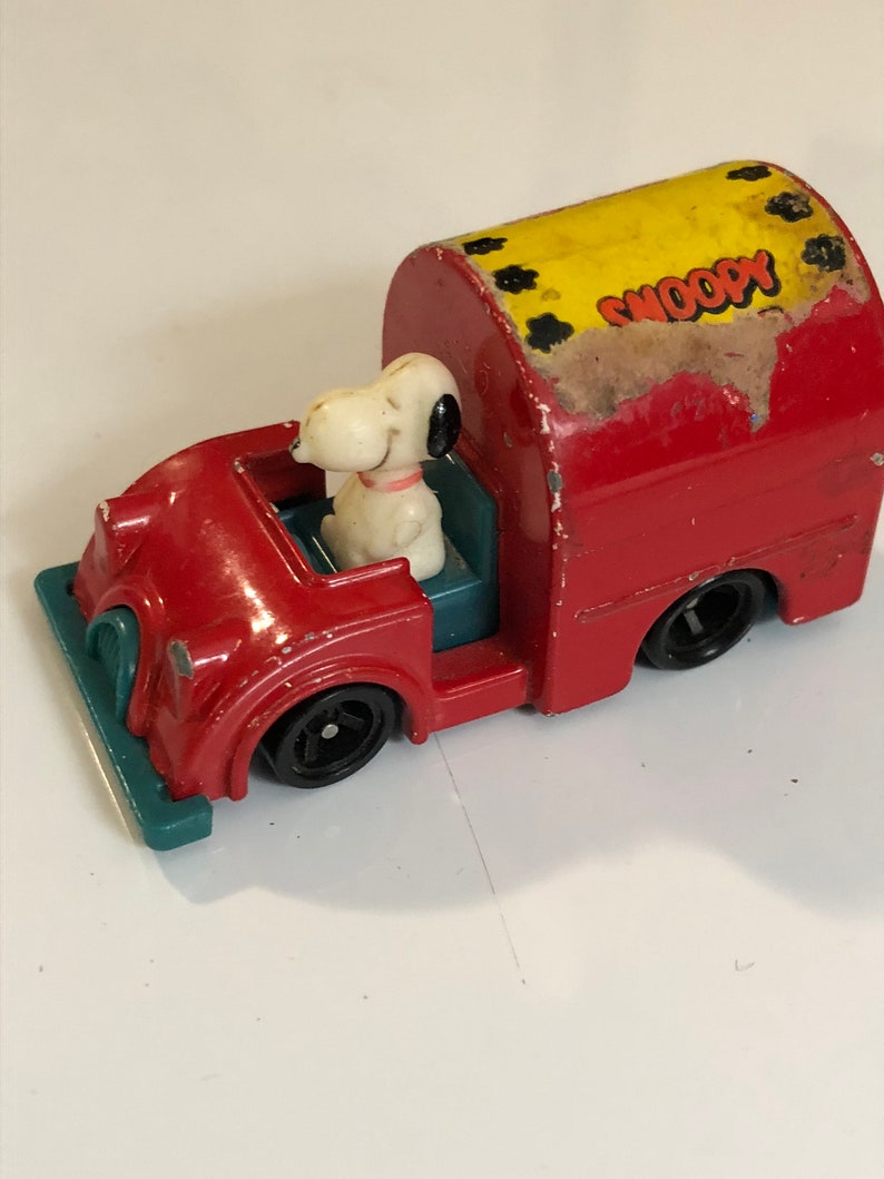 Vintage Aviva Snoopy die cast car Cat Catcher | Etsy