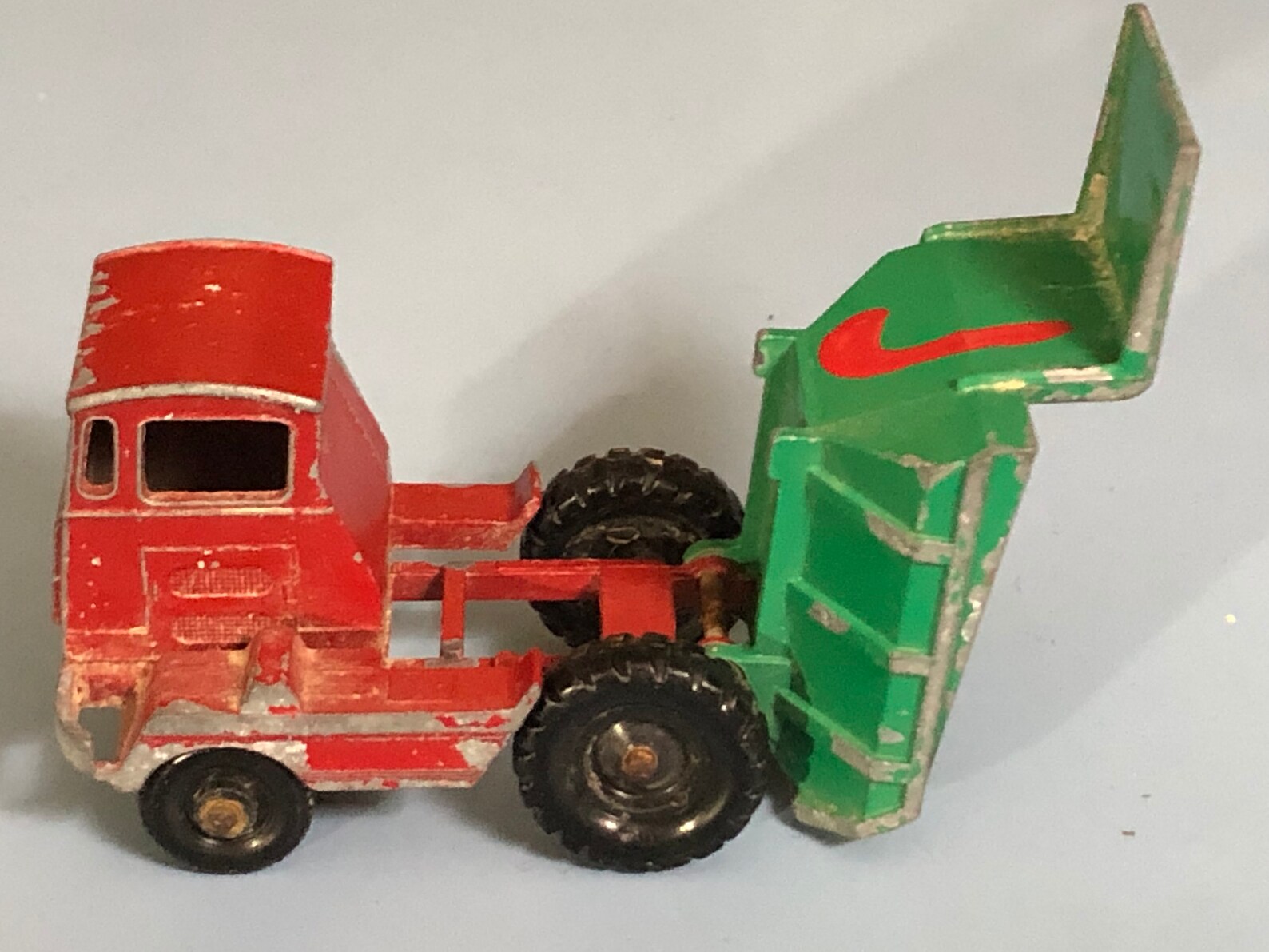 Lesney Matchbox N° 2 Muir Hill Site Dumper Roues Métal