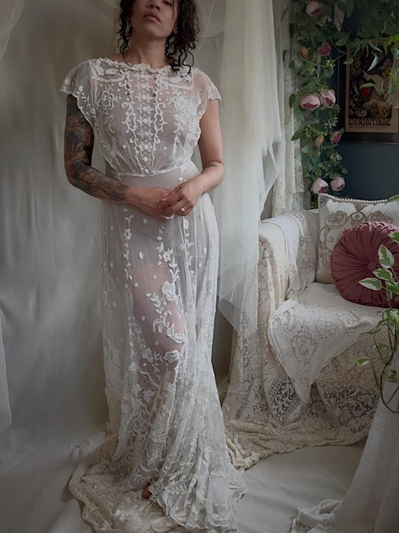 Antique 1910s Edwardian Wedding Dress - White Cotton Mixed Lace with Floral Embroidery | Small, Medium