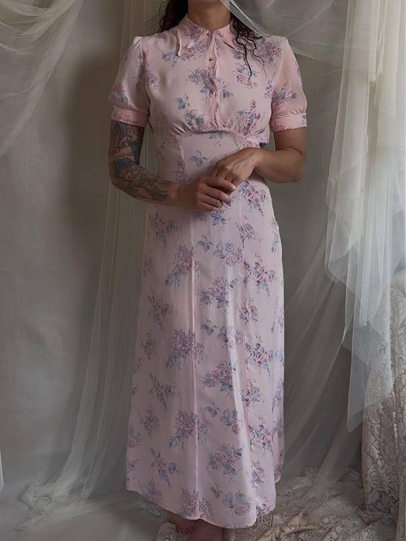 Vintage 1940's Nightgown - Semi Sheer Tea Rose Pink Rayon Chiffon with Floral Print | XS, S