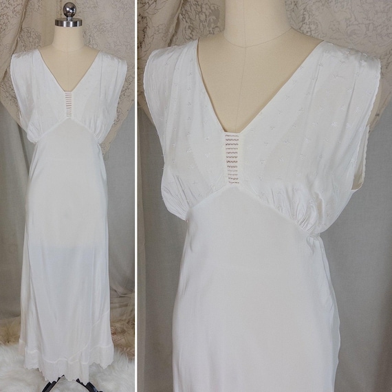 Vintage 1940's Nightgown - Bright White Rayon Crepe with Eyelet Embroidery & Scalloped Hem | Small, Medium