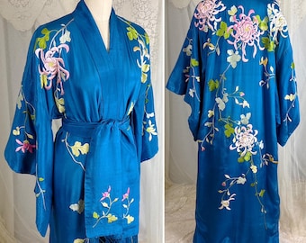 Antique 1910&#39;s - 1920&#39;s Cobalt Blue Silk Japanese Kimono Robe with Art Nouveau Floral Embroidery & Fringe Sash