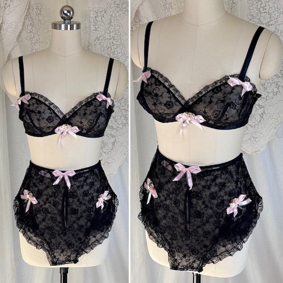Vintage 1930s Bralette & Tap Pants Lingerie Set - Unworn Black Lace with Peek-a-Boo Back