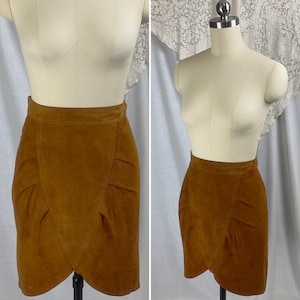 Vintage 1970&#39;s Mini Skirt | Genuine Tan Suede Leather with Lining | Size XS | Made in France