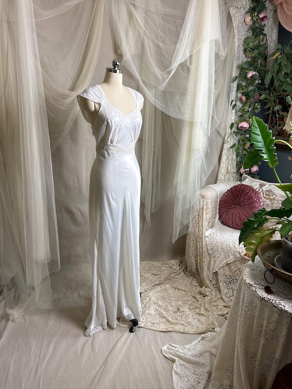 Vintage 1940's Nightgown - Bright White Rayon Satin with Cotton lace & Floral Appliqués by Lady Duff | S, M