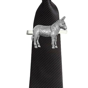 pp-e07 Donkey Equestrian Fint engelskt modernt tenn på slipsklämma (bild) Tillverkat av engelskt tenn