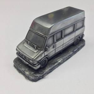 Fourgonnette J5 à empattement long ref180 Voiture française classique Effet étain Modèle réduit de voiture à l'échelle 1:92 Fait main au Royaume-Uni