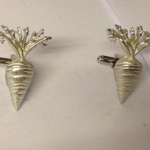 Carrot Allotment Produce GT94 Pair of Cufflinks Made From Fine English Modern Pewter