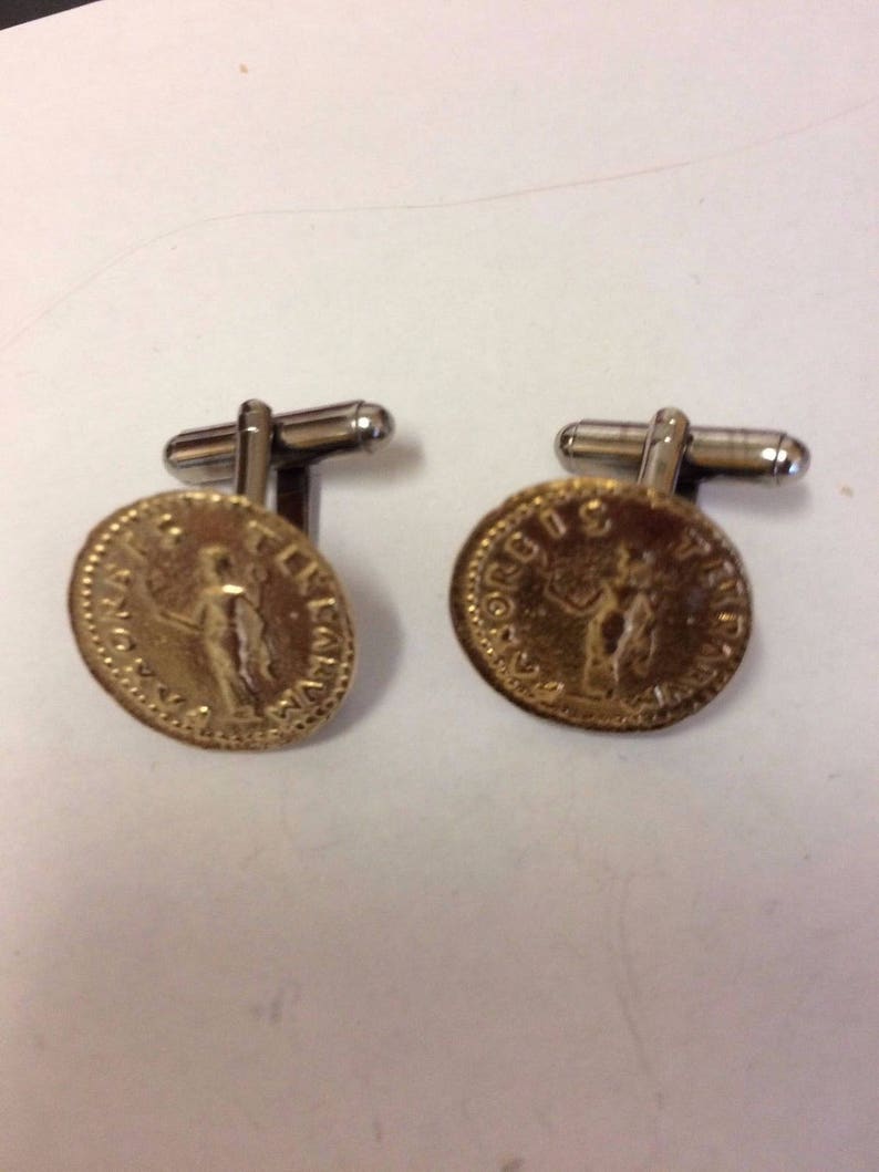Aureus Of Otho Coin WC66A Pair of Cufflinks Made From English Modern Pewter cuff link cufflink