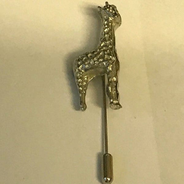 Giraffe TG44  Fine English Pewter On tie stick pin hat scarf Collar