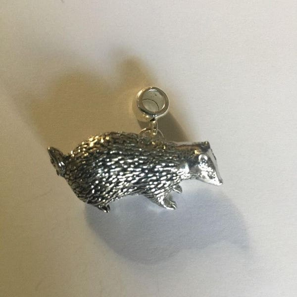 Badger Charm with 5mm Hole to fit Pendant Bracelet European also fits Pandora Bracelet necklace a8 Chrome gold or pewter finish available
