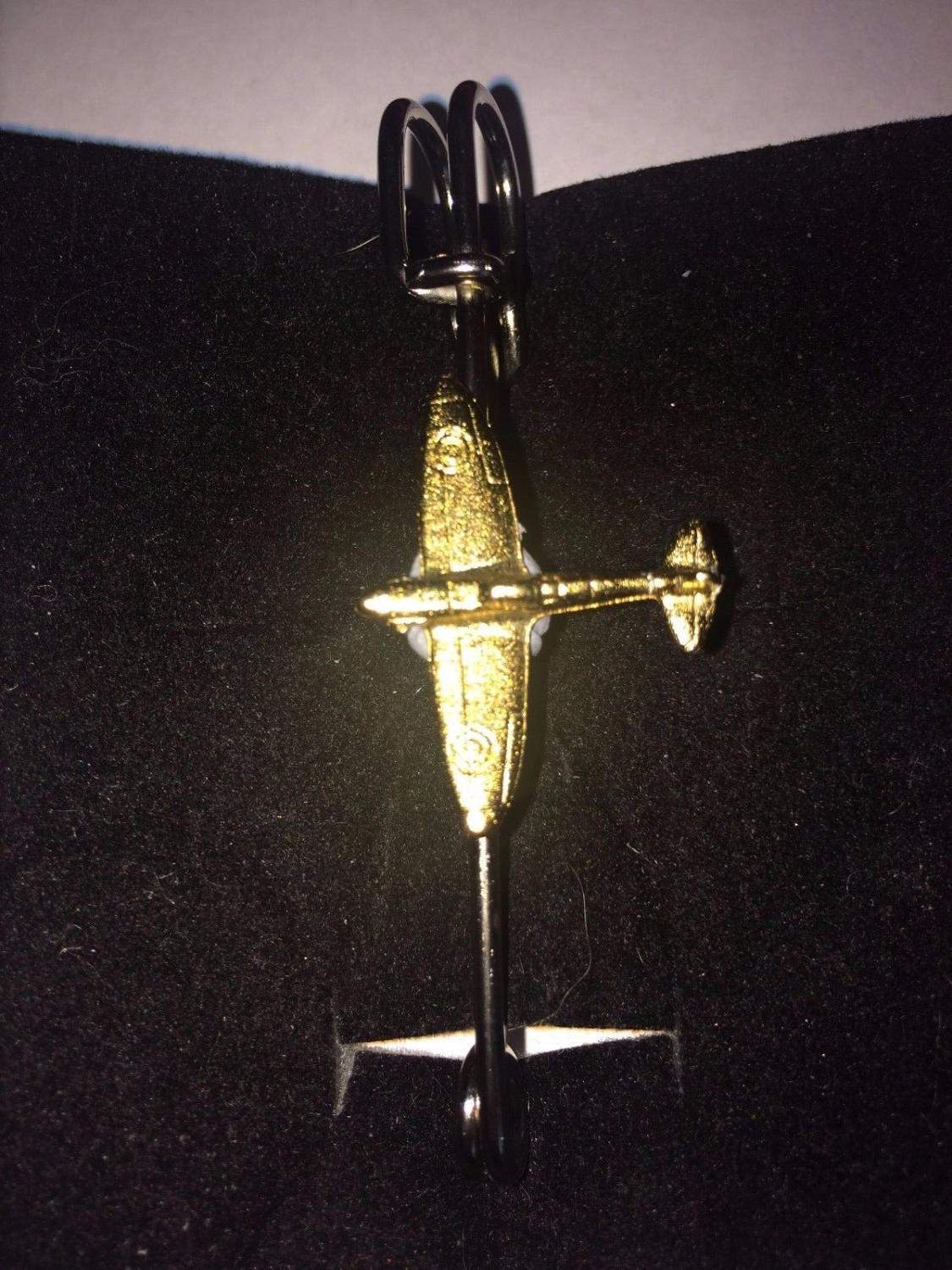 wolf kilt pin