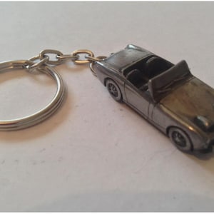 Klassisk bilnyckelring med tenneffekt, Austin Healey, Frog Eyed Sprite ref16