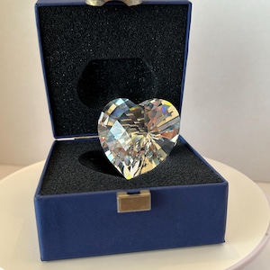 Swarovski Austrian Crystal “Sparkling Heart” Figurine, Retired, Logo Signed, Stunning