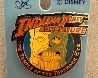Vintage 1990’s Disney, Indiana Jones Adventure Temple of Forbidden Eye, Mara’s Skull, Disneyland Pin On Card