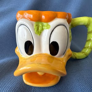 Disney DLR Donald Duck Halloween Theme Park Souvenir Dessert Cup / Mug