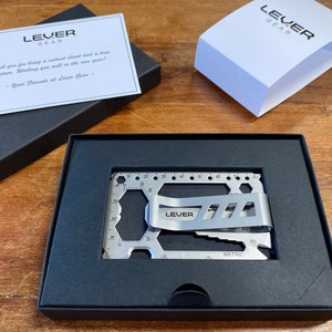 Firmengeschenk - Toolcard Pro 40-in-1 Geldbörse, Multitool & Geldklammer - Individuelles Firmengeschenk mit Logo oder personalisiertes Weihnachtsgeschenk für Mitarbeiter