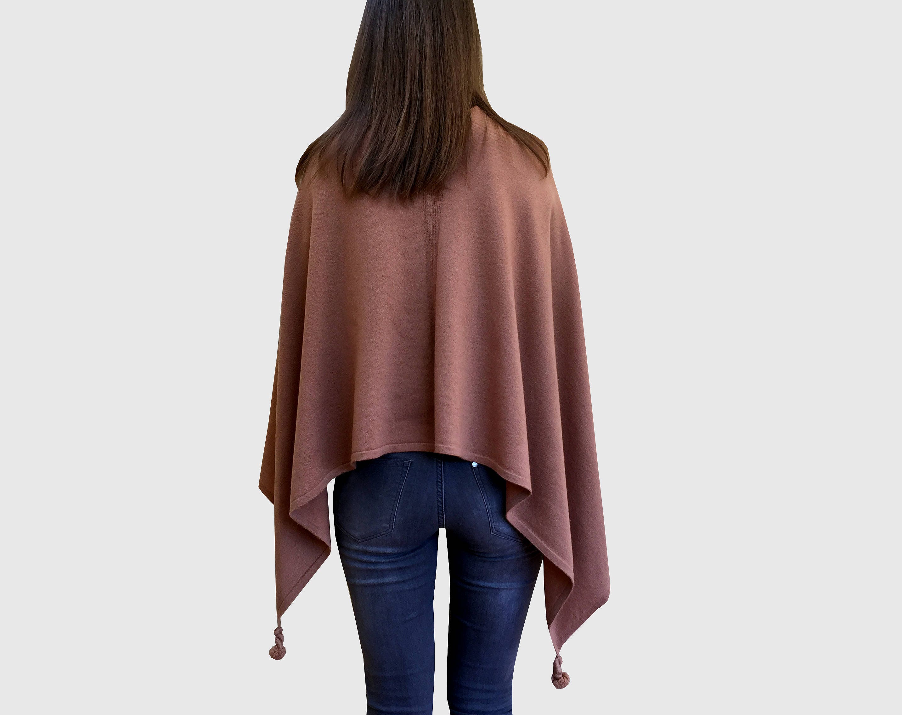 Poncho Donna Ferand Con Cappuccio E Orlo Sfrangiato - Maglia Acrilica, Stile Bohemien, Con Borsa Velluto
