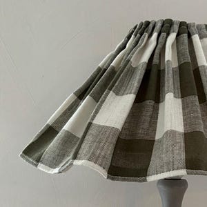 Moss linen check Ruffle shade