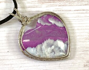 Purple Plume Agate Doublet wrapped in stainless steel wire complete with neck cord