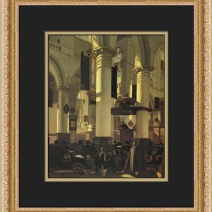 Può includere: Un dipinto che rappresenta l'interno di una chiesa con una grande congregazione di persone riunite nelle panche. La chiesa è illuminata dalla luce del sole che entra dalle finestre, proiettando lunghe ombre sul pavimento. Il dipinto è realizzato in uno stile realistico, con attenzione ai dettagli nell'architettura e nelle persone.