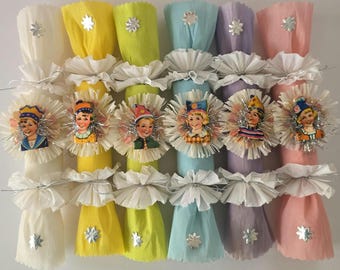 fabulous mid century vintage kitsch christmas crackers