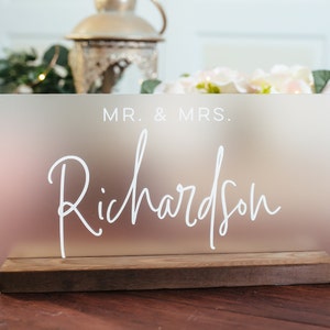 6"x12" Bride and Groom Mr and Mrs Table Signs, Clear Glass Look Acrylic Head Table Sign With Stand Perspex Sweetheart Table Top Sign