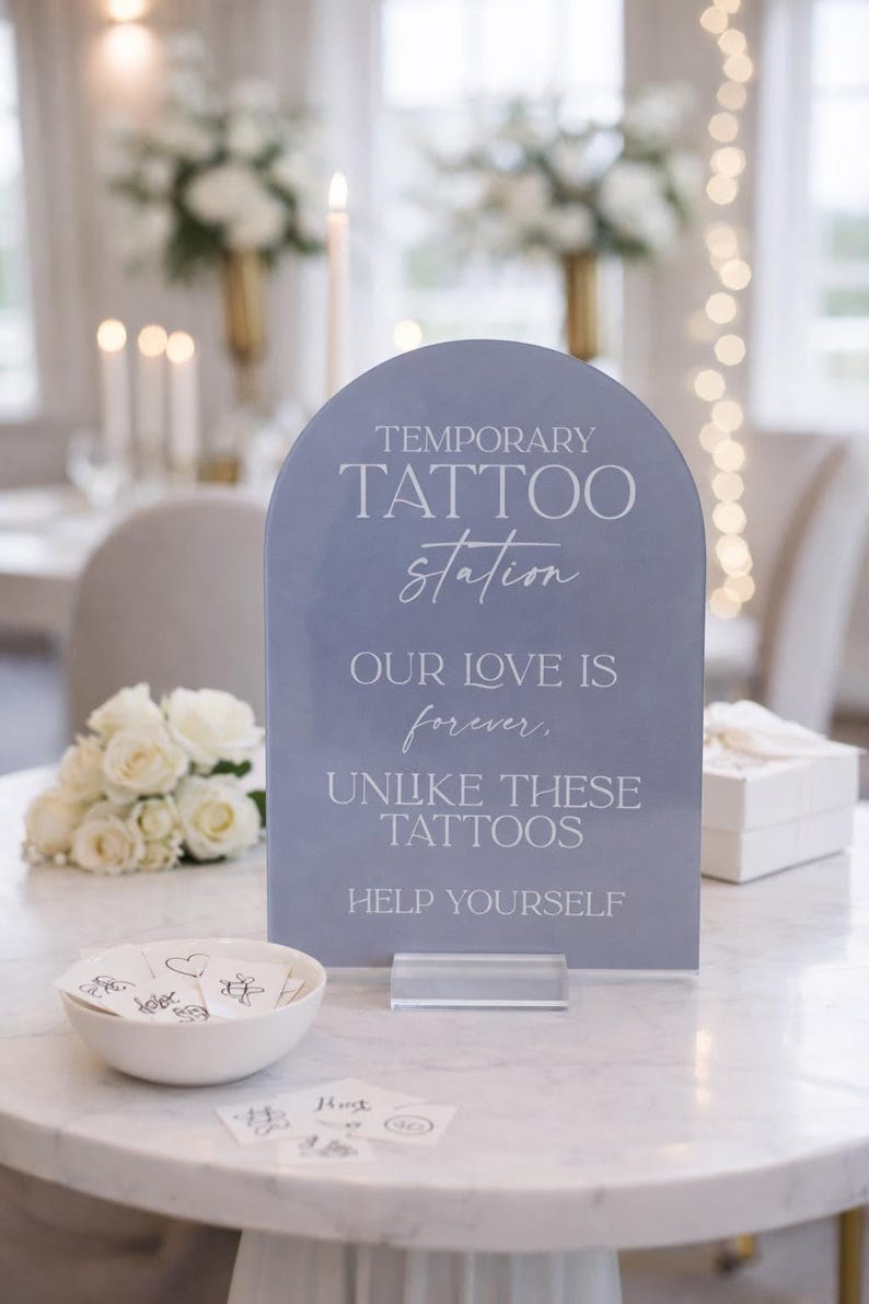 Temporary Tattoo Station Acrylic Sign for Wedding or Bachelorette | Fun Reception Table Signage | Modern Event Decor Sten Bild 2