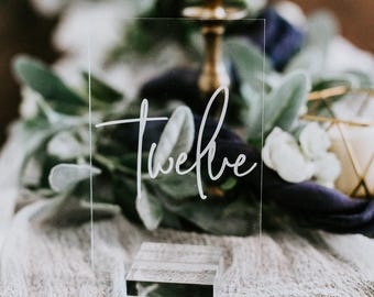 Clear Glass Look Acrylic Table Number Sign With Stands, Perspex Modern Calligraphy Table Numbers, Lucite Minimalist Number