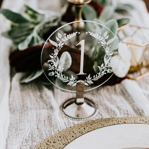 ROUND Acrylic Table Number Sign With Stands, Clear Glass Look Perspex Modern Calligraphy Numbers Lucite Minimalist Seating, Script only