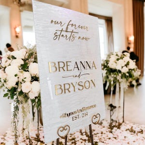 3D White PEARL Shimmer and GOLD Mirror Welcome To The Wedding Of Acrylic Sign, Personalized Modern Names And Date Event Signage