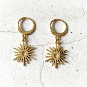 Mini sun sleeper hoop earrings