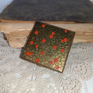 Vintage Polvo Compacto &quot;Lenemal&#39;er&quot;. Caja de polvo recargable de latón con espejo, compacto con espejo, espejo de tocador, regalo para ella, coleccionable
