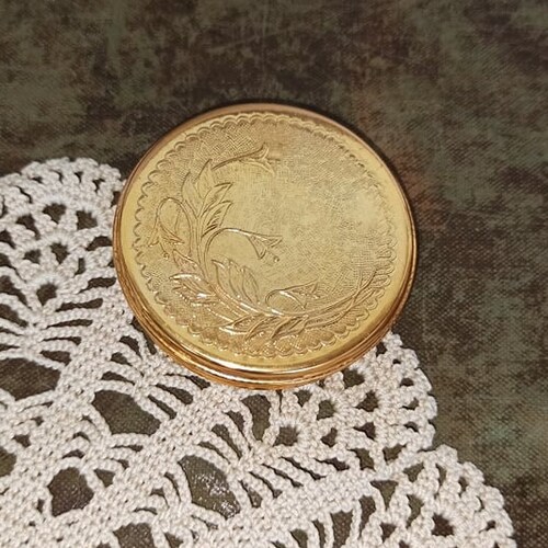 Vintage Powder Compact Refillable Powder Box Gift for Her Etsy
