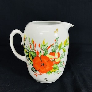 Vintage porcelain creamer USSR Porcelain milk jug Vintage Home decor