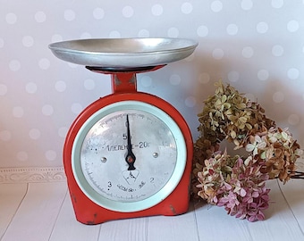 Vintage Metal Kitchen Weighing Scale Rustic Scale Antique scales of the USSR 1970 Vintage decor Decor for photo sessions Antiques Vintage