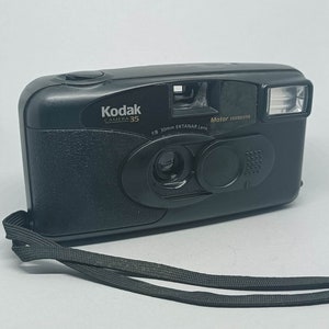 appareil photo vintage Kodak KB-20, appareil photo argentique Kodak des années 1990, appareil photo point and shot, appareil photo argentique de travail