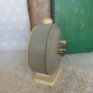 Vintage inredning sovjetisk väckarklocka grå bordsklocka Provence mekanisk skrivbordsklocka Vintage heminredning Retroklocka Sovjetunionen bild 7
