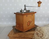 Vintage Wooden Coffee Grinder Soviet metal Pepper Mill Retro kitchen Vintage Decor old USSR mechanical coffee grinder