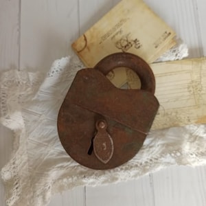 Old rusty padlock Antique lock Vintage Home Decor Archaeological Excavations Wartime Finds Rust