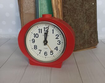 Vintage Deko Sowjetische Wecker Rot Tischuhr Mechanische Schreibtisch Aufhängung Uhr Vintage Home Dekor Retro Uhr die UdSSR
